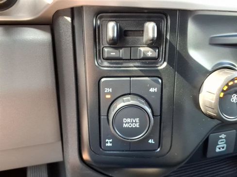 Used 2023 Ford F250 XL w/ XL Chrome Package AWD/4WD image 24