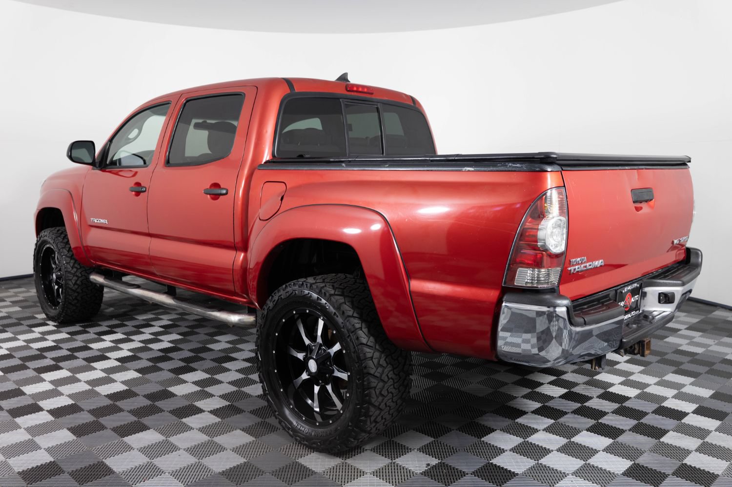 Used 2015 Toyota Tacoma 4x4 Double Cab w/ SR5 Package image 5