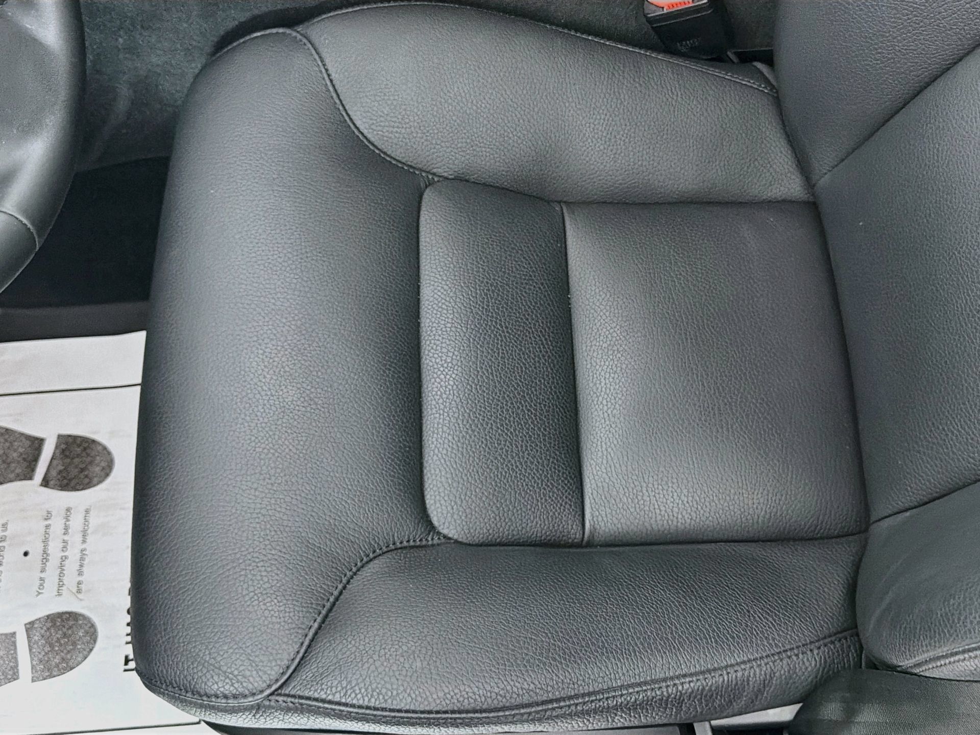 Certified 2024 Volvo XC60 B5 Plus AWD/4WD image 19