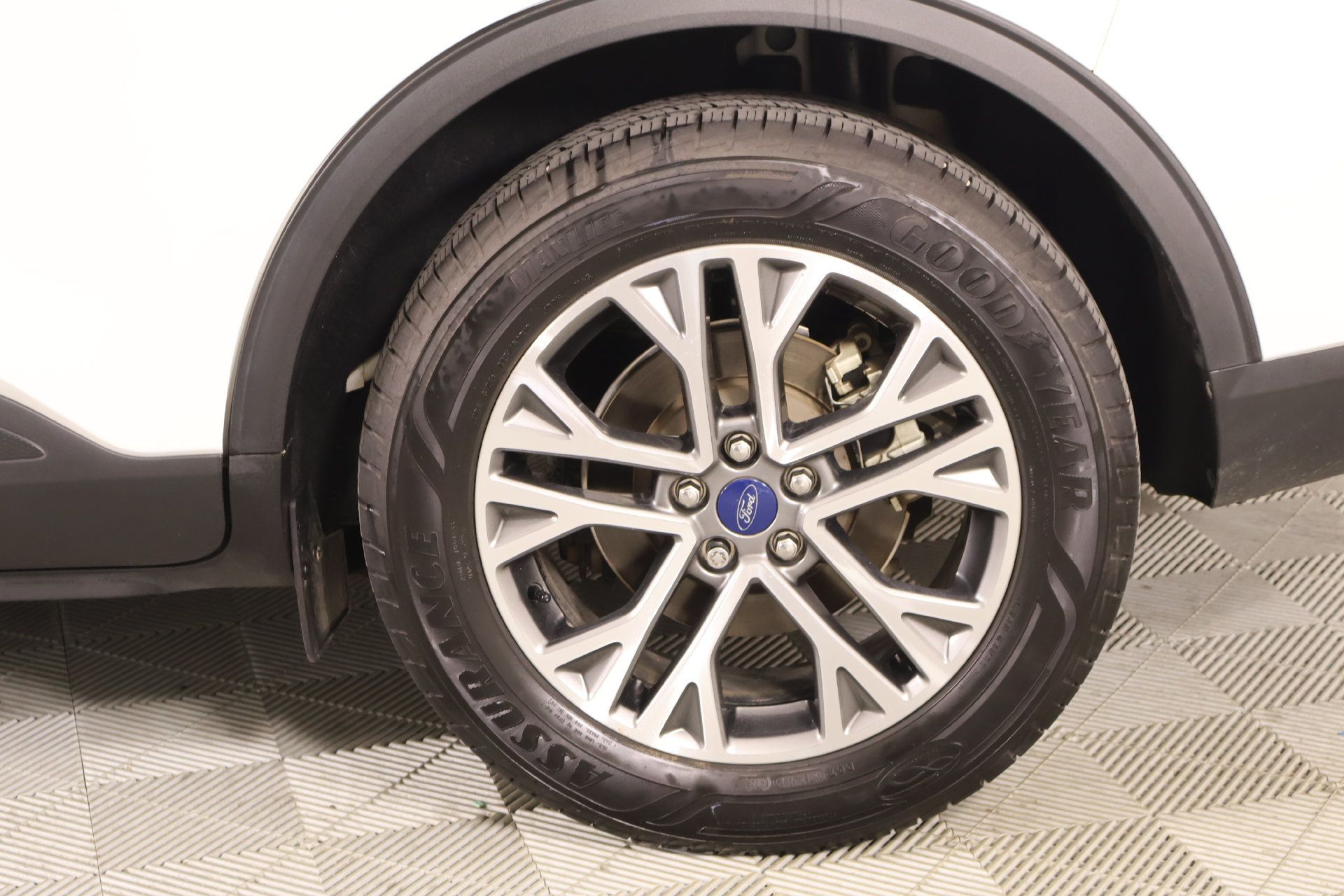 Used 2021 Ford Escape SEL FWD image 18
