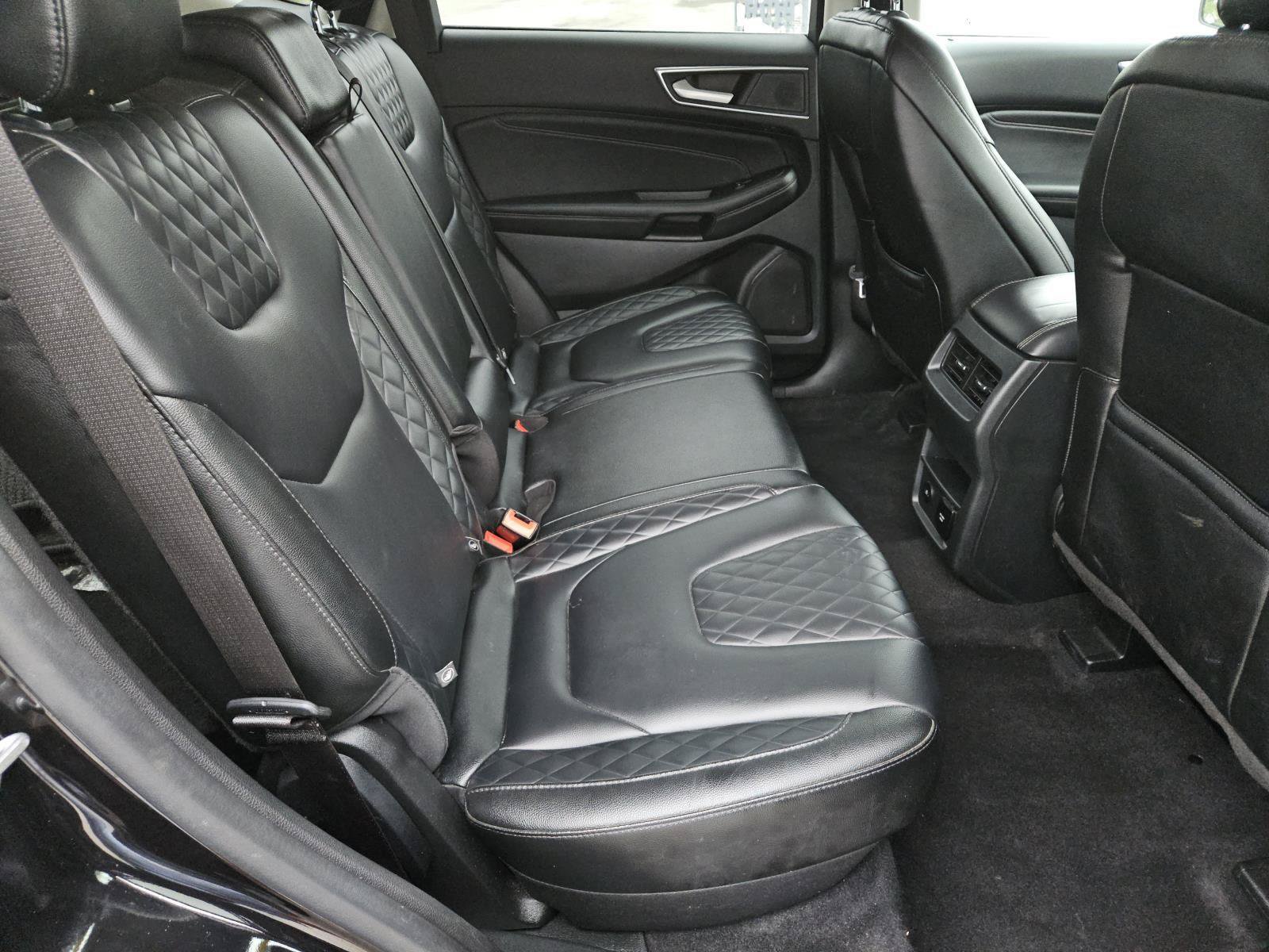 Used 2023 Ford Edge Titanium AWD/4WD image 36