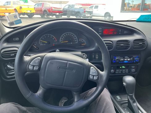 Used 1997 Pontiac Grand Prix GT w/ Opt Pkg image 19