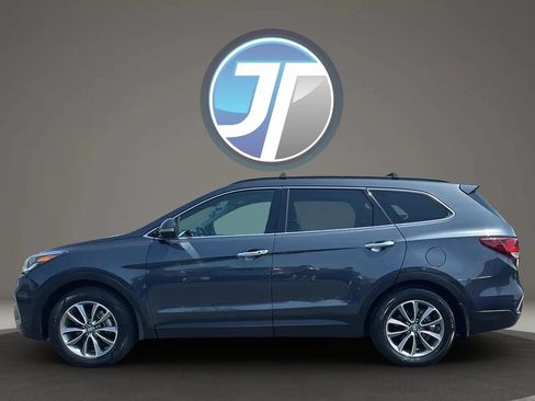 Used 2019 Hyundai Santa Fe XL SE w/ SE Premium Package 02 FWD image 7