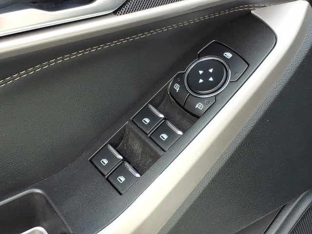 Used 2024 Ford Explorer XLT w/ Equipment Group 202A AWD/4WD image 19