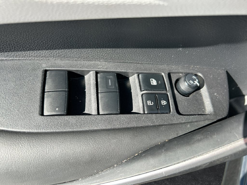 Used 2024 Toyota Corolla SE FWD image 12