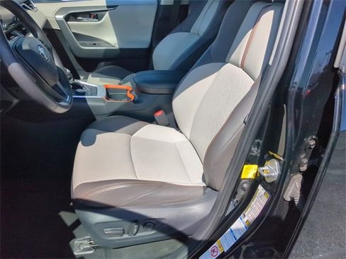 Used 2019 Toyota RAV4 Adventure w/ Cold Weather Package image 23