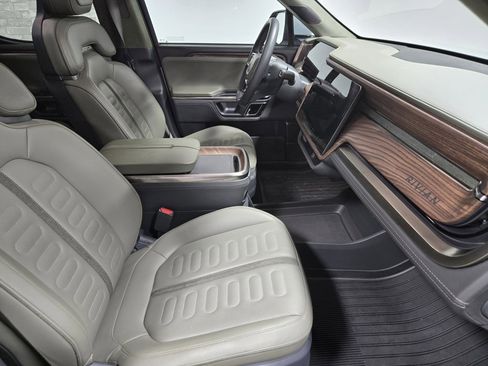Used 2022 Rivian R1T Adventure image 49