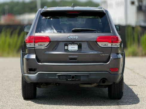Used 2016 Jeep Grand Cherokee Laredo w/ Quick Order Package 23E AWD/4WD image 4
