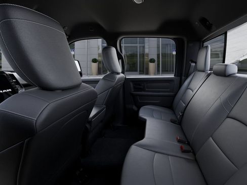 New 2026 RAM 2500 Tradesman AWD/4WD image 28