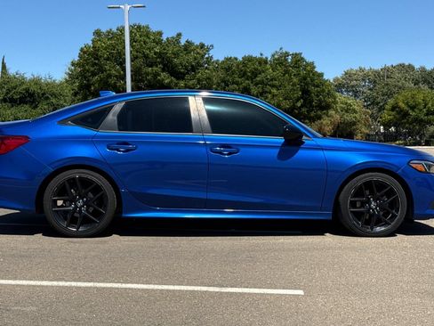 Used 2022 Honda Civic Sport image 3
