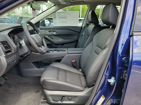 New 2026 Nissan Rogue Dark Armor FWD image 10