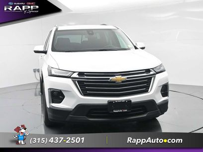Used 2023 Chevrolet Traverse LT