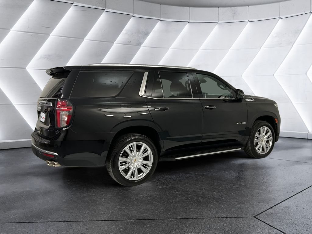 Used 2024 Chevrolet Tahoe High Country AWD/4WD image 4