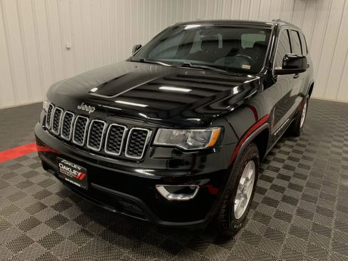 Used 2017 Jeep Grand Cherokee Laredo w/ Quick Order Package 23E image 10