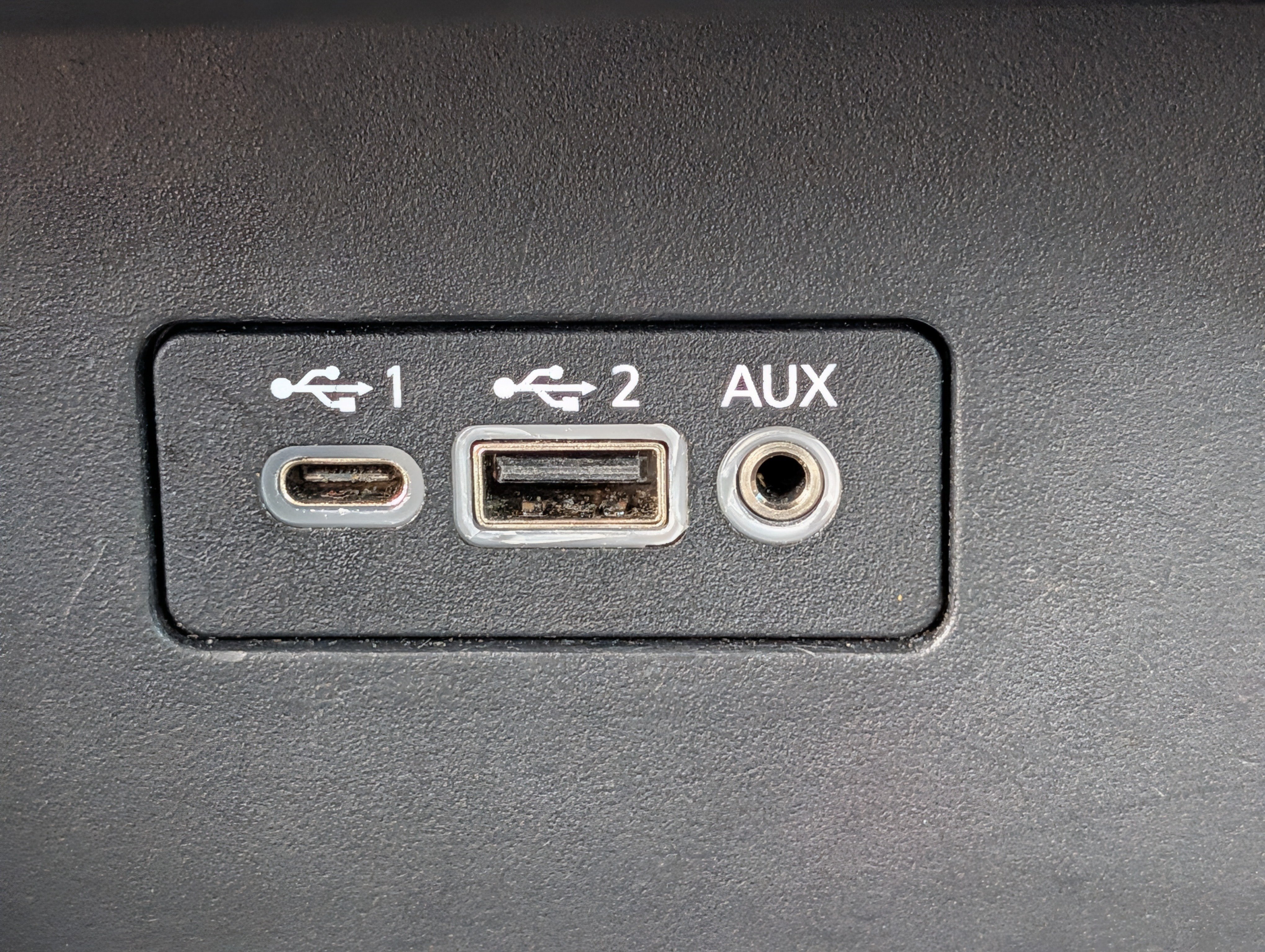 Used 2024 Nissan Altima 2.5 SV FWD image 23