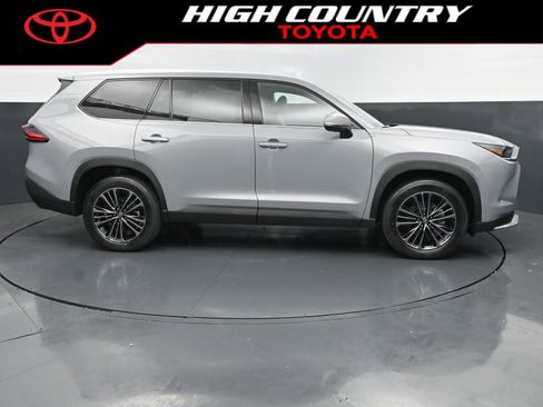 New 2026 Toyota Grand Highlander AWD Hybrid image 6