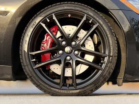 Used 2018 Maserati GranTurismo Sport image 20