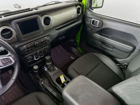 Used 2019 Jeep Wrangler Unlimited Sahara w/ LED Lighting Group image 11