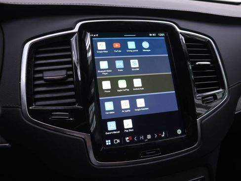 Certified 2024 Volvo XC90 B6 Ultimate w/ Protection Package Premier image 11