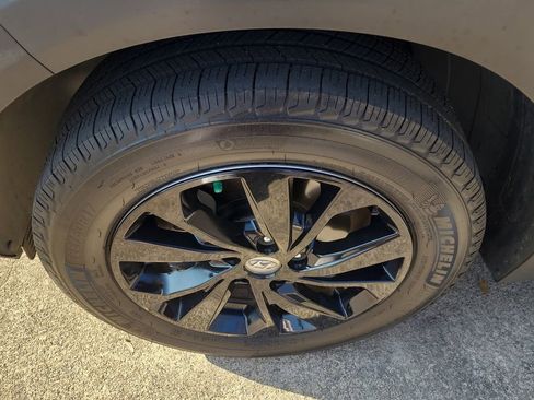 Used 2019 Hyundai Tucson Value w/ Cargo Package image 10