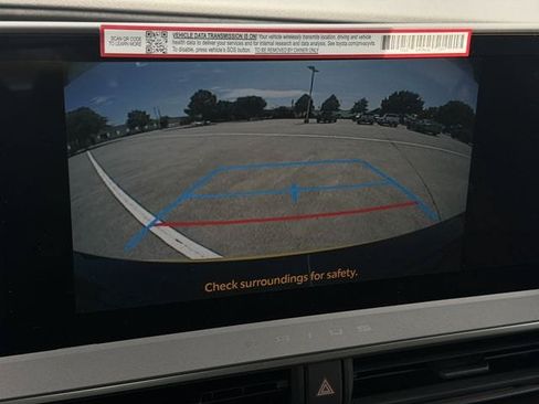 New 2026 Toyota Prius Plug-In Hybrid FWD image 17