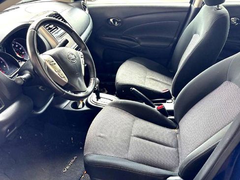 Used 2018 Nissan Versa SV w/ SV Special Edition Package image 5