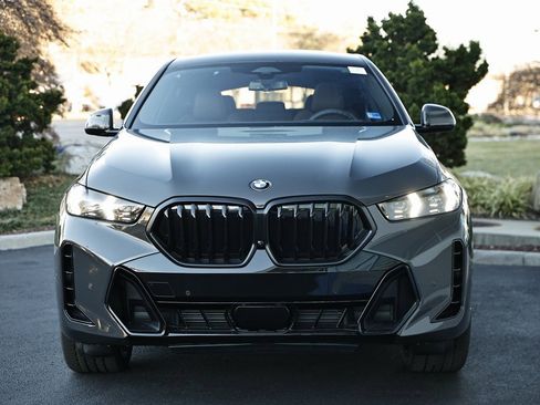 New 2026 BMW X6 xDrive40i w/ Premium Package image 12