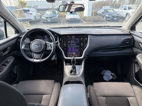 Used 2020 Subaru Outback Premium image 17