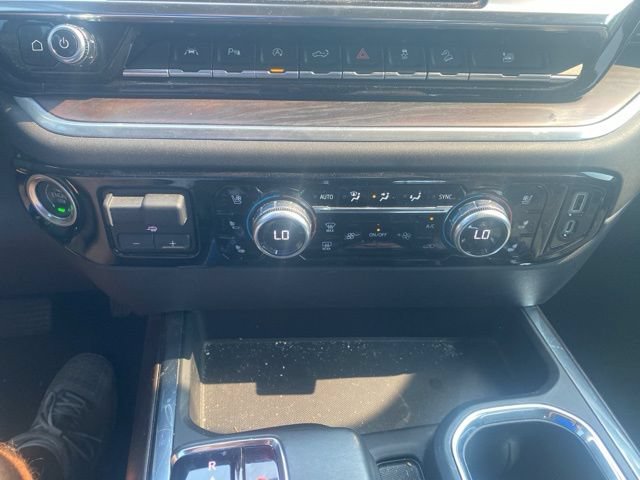 Used 2022 GMC Sierra 1500 SLT w/ SLT Premium Package AWD/4WD image 23