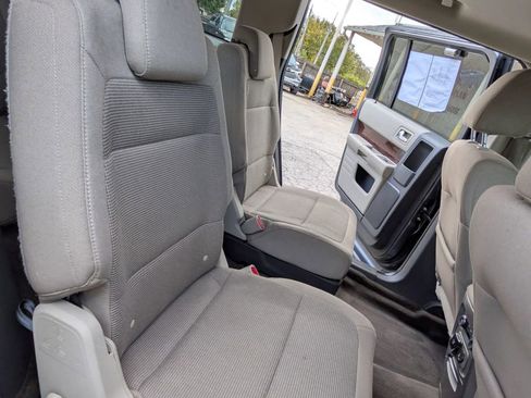 Used 2010 Ford Flex SEL image 18