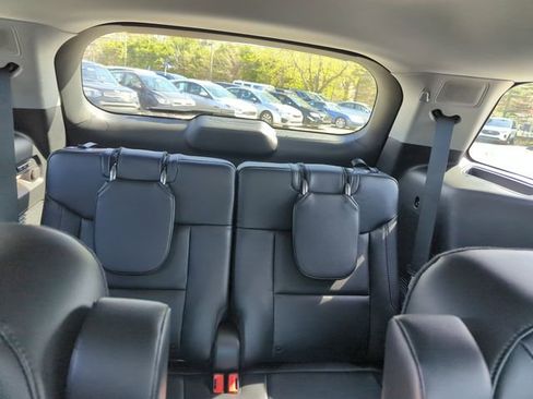 Certified 2023 Ford Explorer Limited w/ Limited Technology Package AWD/4WD image 23
