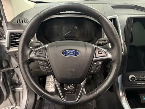 Used 2022 Ford Edge Titanium AWD/4WD image 19