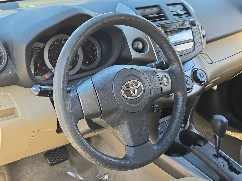 Used 2010 Toyota RAV4 4WD w/ Base L4 Extra Value Pkg image 18