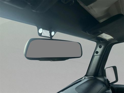 Used 2017 Jeep Wrangler Unlimited Sport w/ Quick Order Package 24S image 26