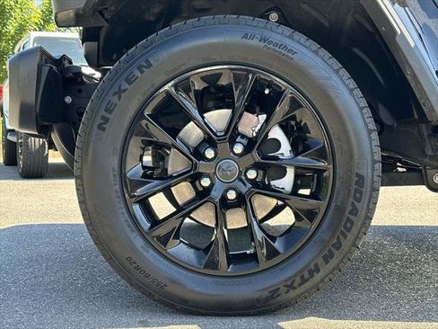Certified 2025 Jeep Wrangler Unlimited Sahara AWD/4WD image 16
