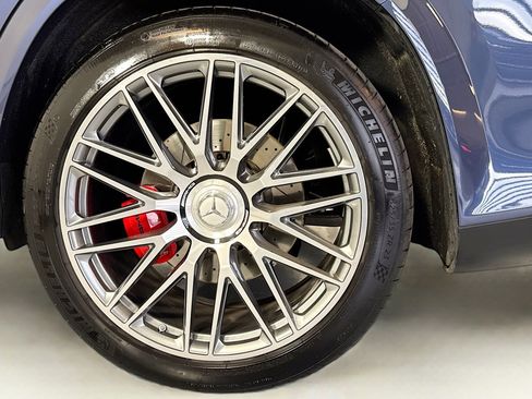 Certified 2024 Mercedes-Benz GLS 63 AMG 4MATIC image 31