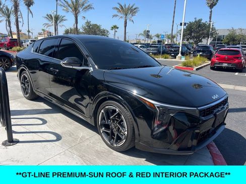 Used 2025 Kia K4 GT-Line w/ GT-Line Premium Package FWD image 8
