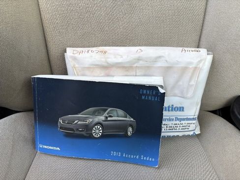 Used 2013 Honda Accord LX image 32