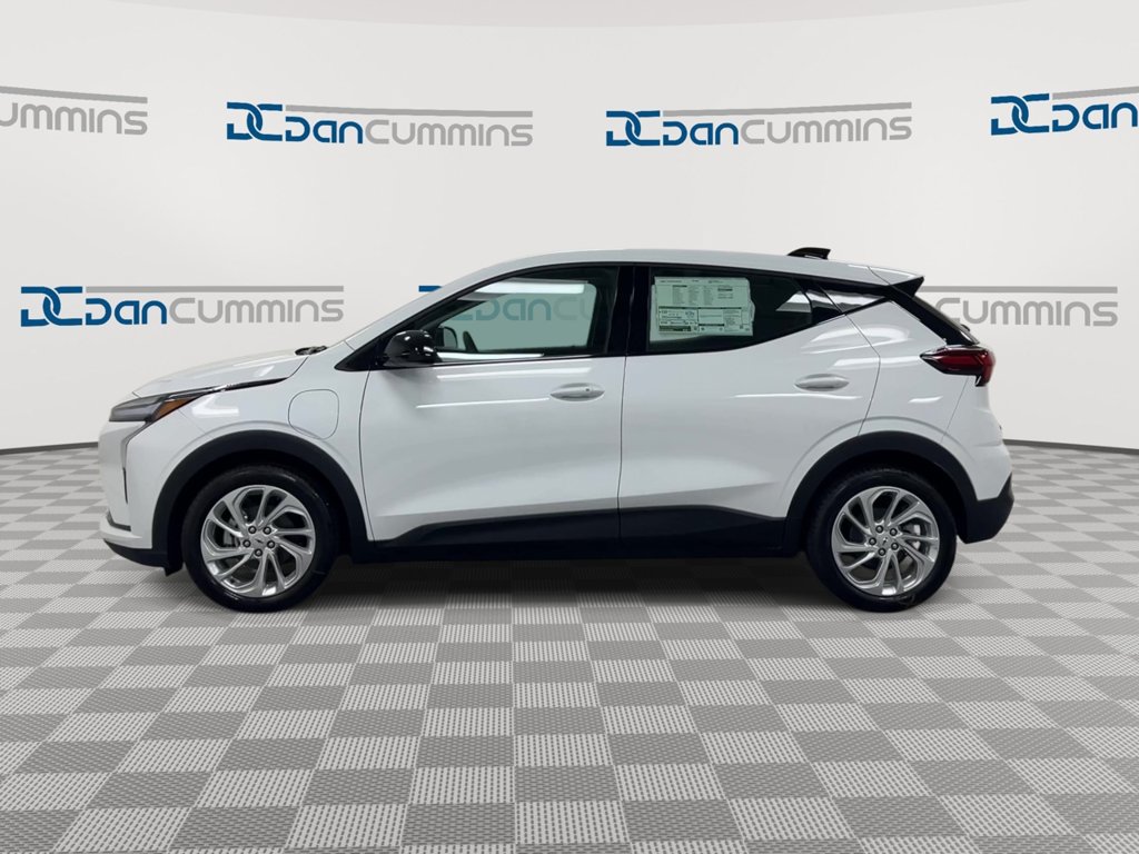 New 2027 Chevrolet Bolt LT FWD image 5