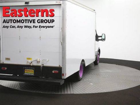 Used 2020 Ford Transit 350 DRW RWD image 38