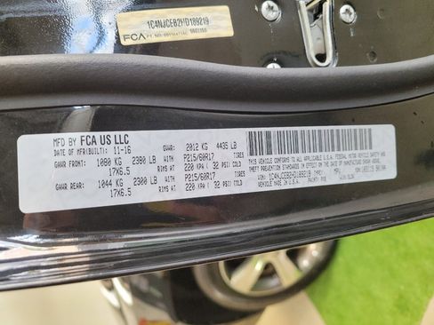 Used 2017 Jeep Compass High Altitude image 33