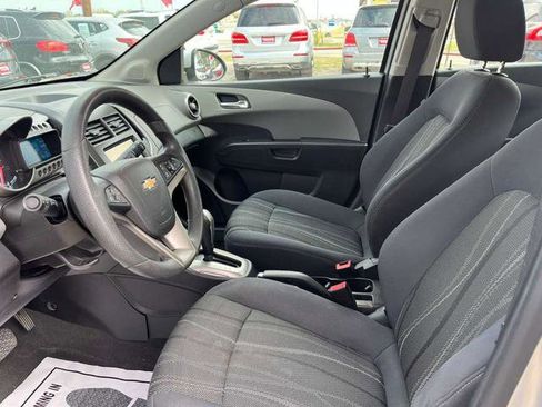 Used 2016 Chevrolet Sonic LT image 15