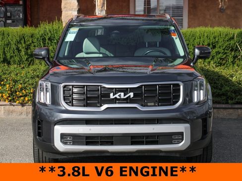 Used 2023 Kia Telluride SX image 3