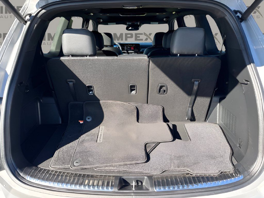 Used 2023 Kia Telluride SX X-Line AWD/4WD image 30