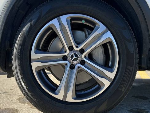 Used 2018 Mercedes-Benz GLC 300 GLC 300 4MATIC image 44