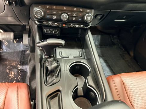 Used 2023 Dodge Durango GT AWD/4WD image 48