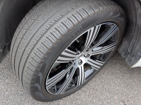 Used 2022 Volvo XC90 T8 Inscription w/ Advanced Package image 13