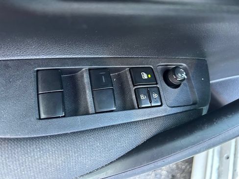 Used 2024 Toyota Corolla LE FWD image 17