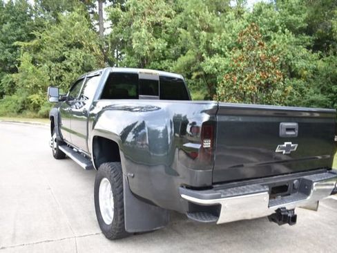 Used 2018 Chevrolet Silverado 3500 LTZ w/ Duramax Plus Package AWD/4WD image 4