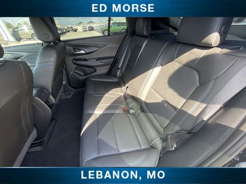 Used 2025 Buick Envista Sport Touring w/ Experience Buick Package FWD image 22